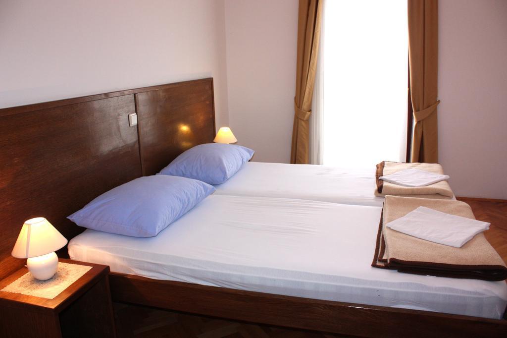 Mb Bed&Breakfast Pag Town Rom bilde